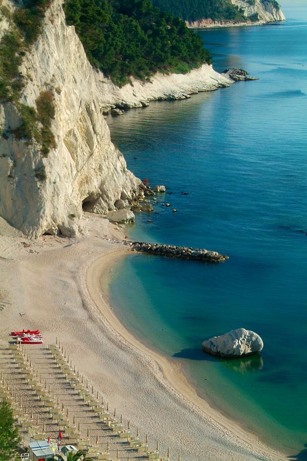 Agriturismo Le Grange Нумана Экстерьер фото